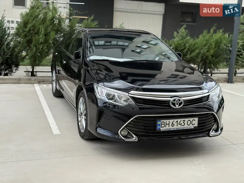 Toyota Camry  2016